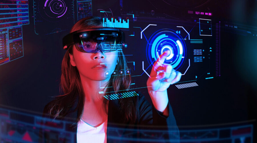 Hololens Development: Mixed Reality Technology for Digital Businesses